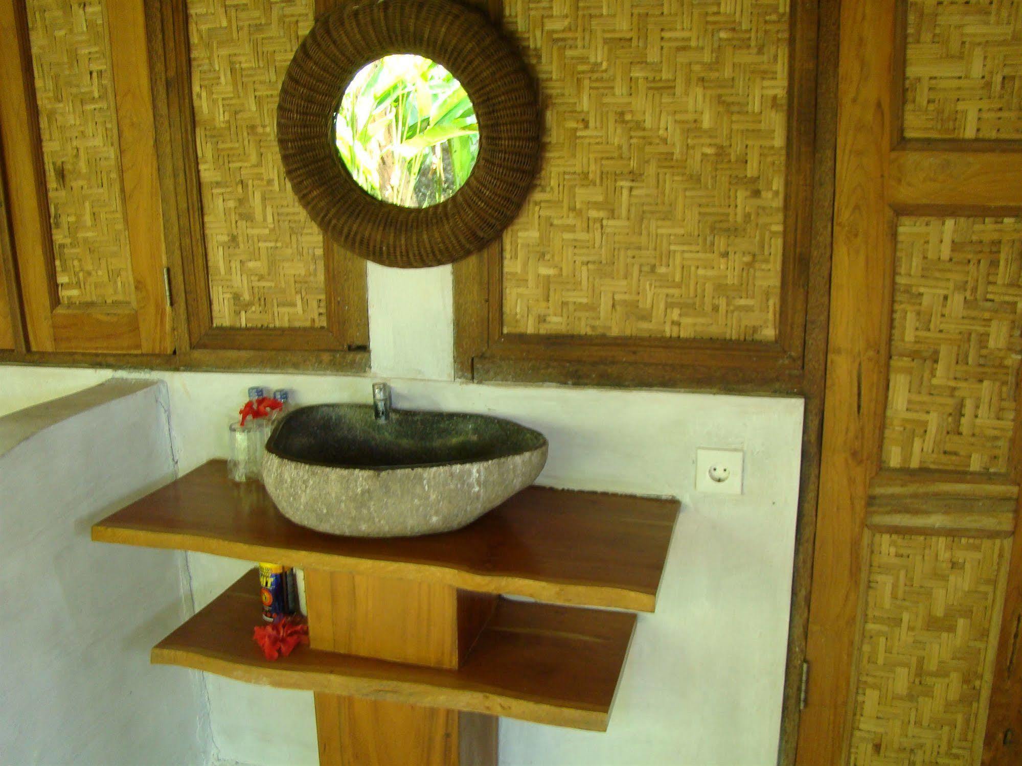 Flower Bud Bungalow Pecatu Dış mekan fotoğraf