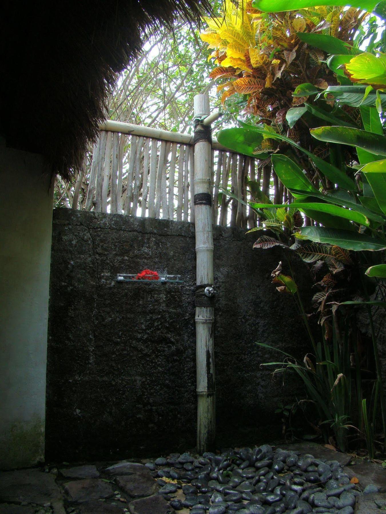 Flower Bud Bungalow Pecatu Dış mekan fotoğraf