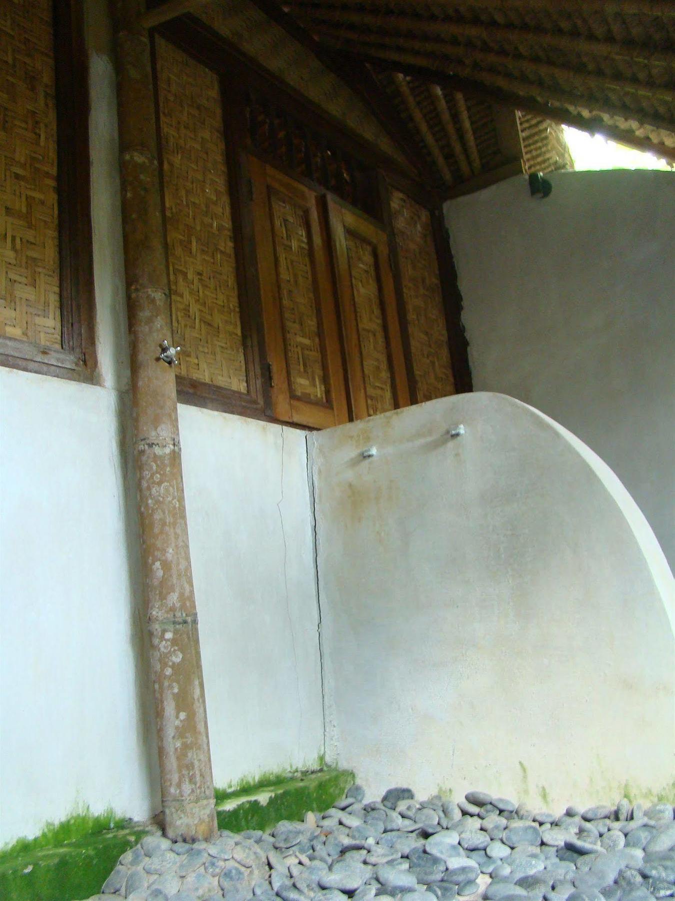 Flower Bud Bungalow Pecatu Dış mekan fotoğraf