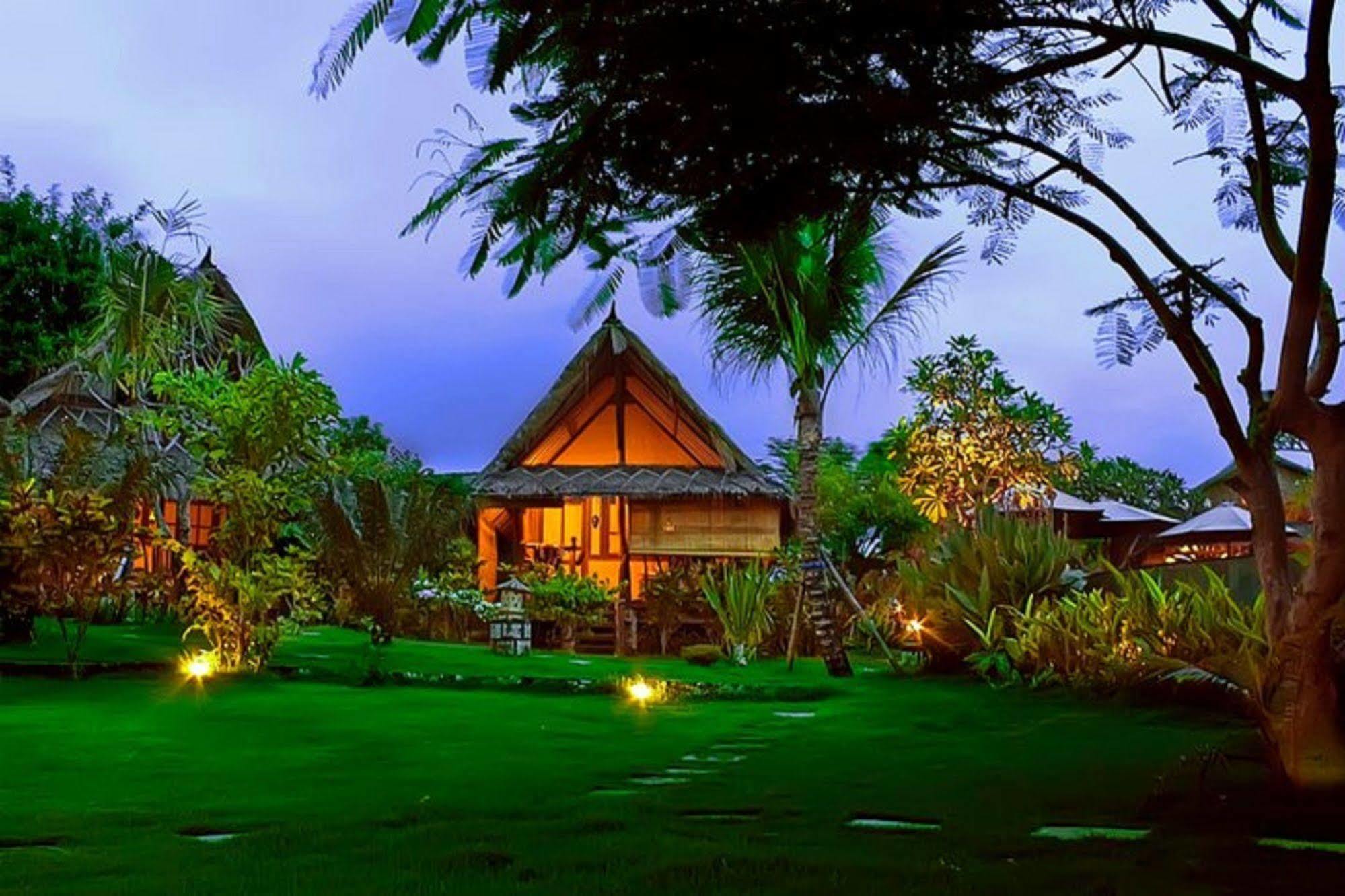 Flower Bud Bungalow Pecatu Dış mekan fotoğraf